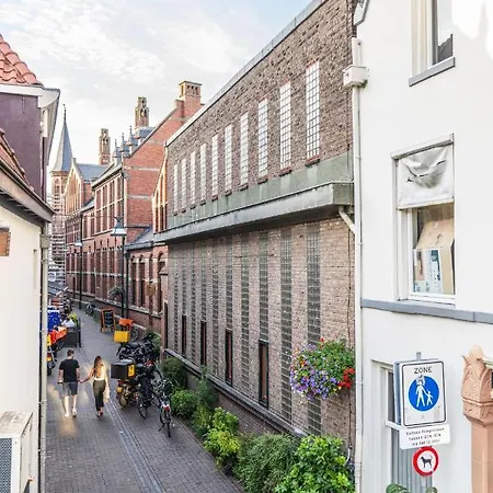 Hostel Het Archief-3